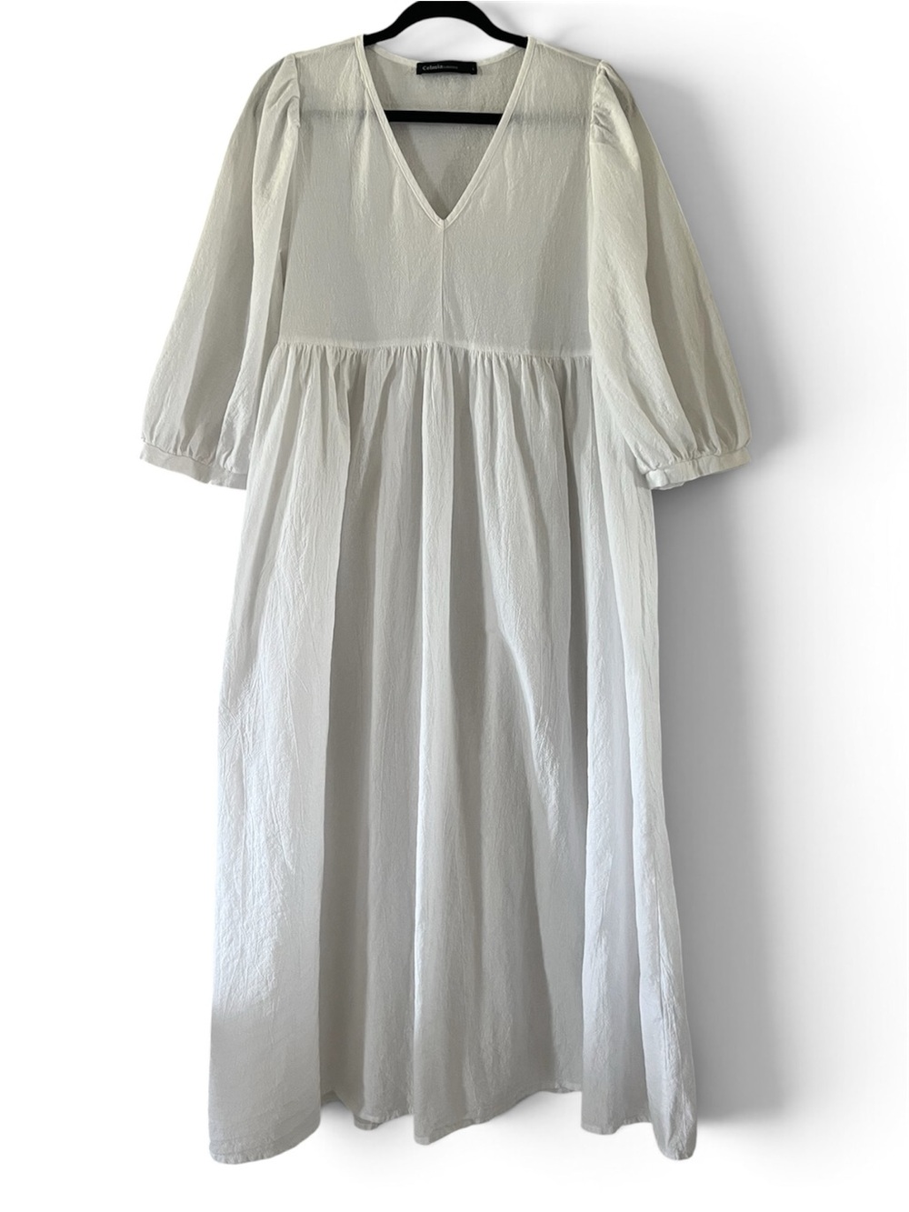 Celmia Lightweight V-Neck Cotton Maxi Dress in White